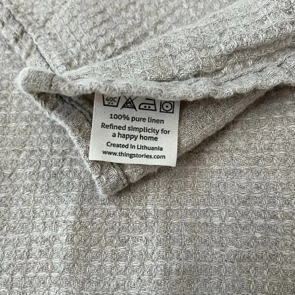 Thing Stories Bath Towel Natural Linen Light Gray Waffle Bath Towel 53 x 24